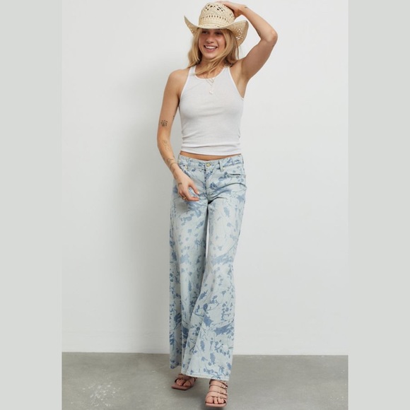 BDG Urban Outfitters UO Low & Wide Jean Floral Print - Picture 2 of 11